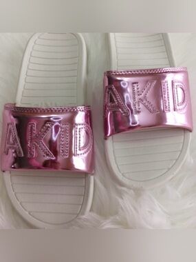 AKID pink slides